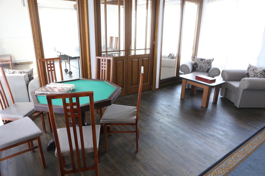 Hotel Ezuestfenyo Agroturisztikai Panzio Borzont Zewnętrze zdjęcie